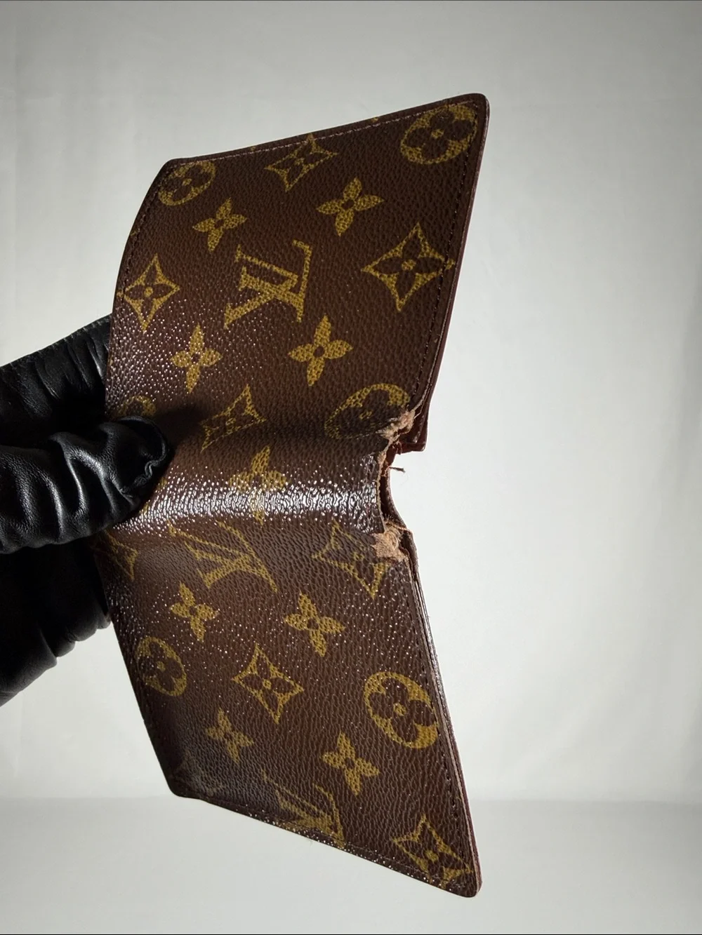 Authentic Louis Vuitton Brown Monogram Men's Bifold Wallet with Gold Accents